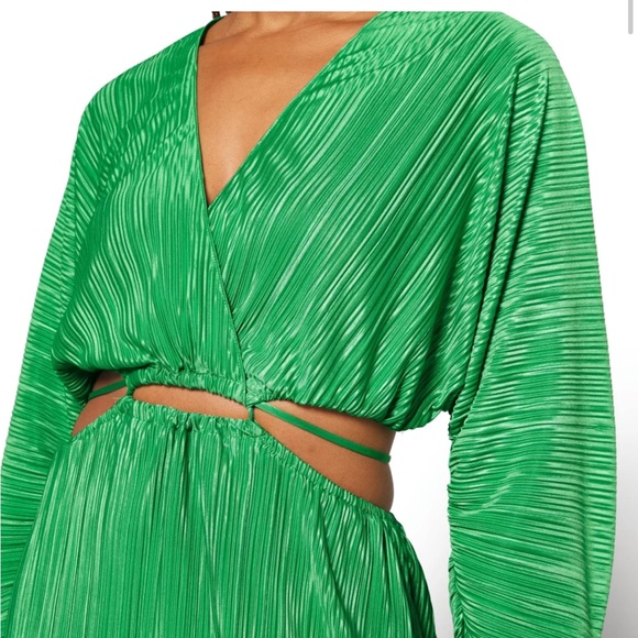 Good American Cutout Dress - Picture 4 of 5